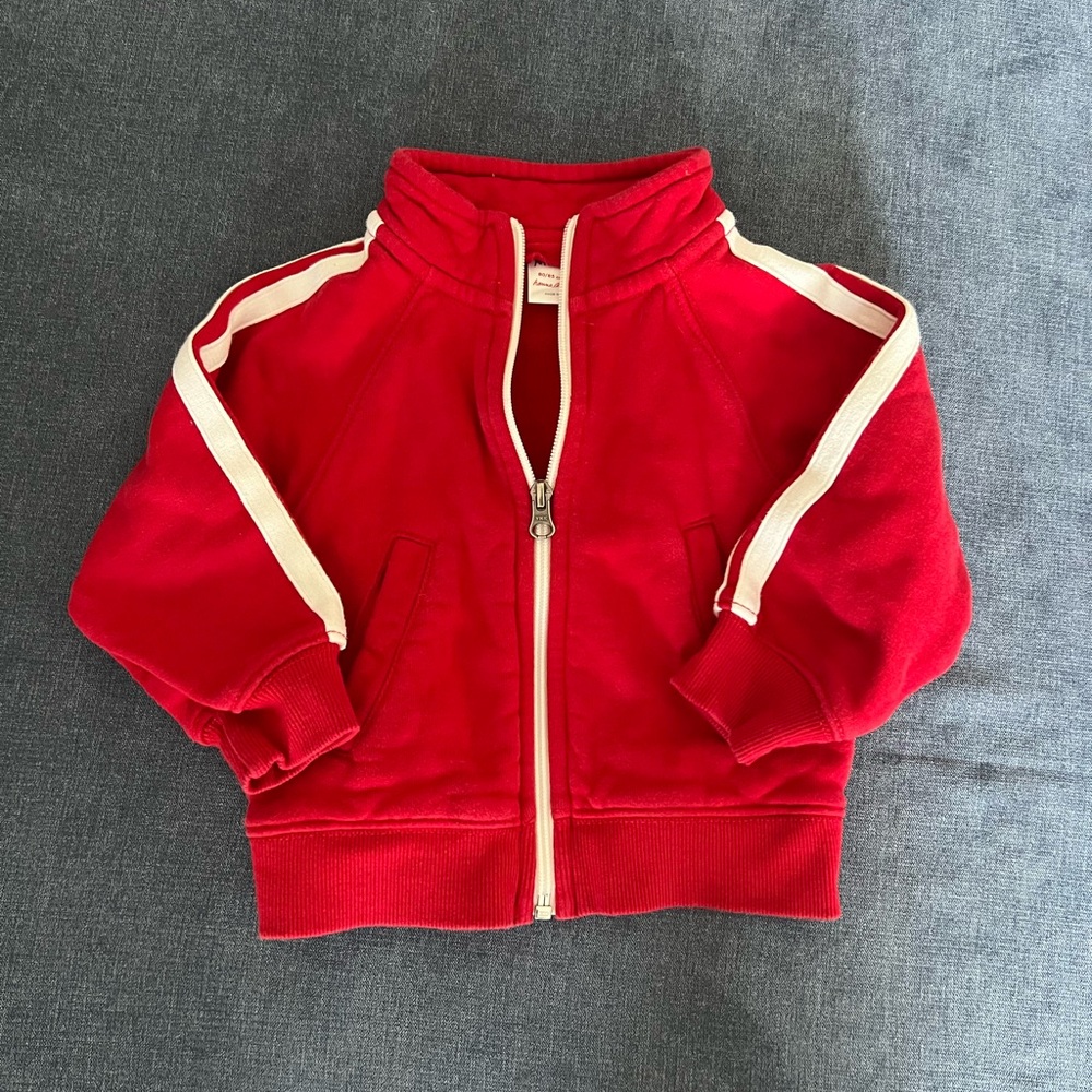 Hanna Andersson 2T Red Zip-Up Hoodie with White Stripes. 
EUC